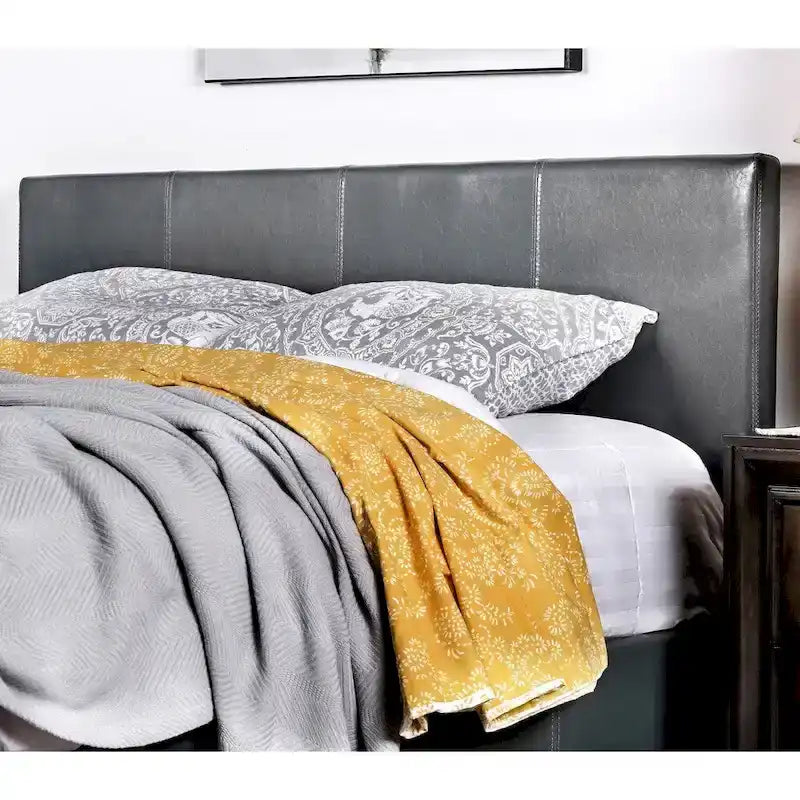 Cama tipo plataforma California king con cabecero tapizado – no necesita base de resortes