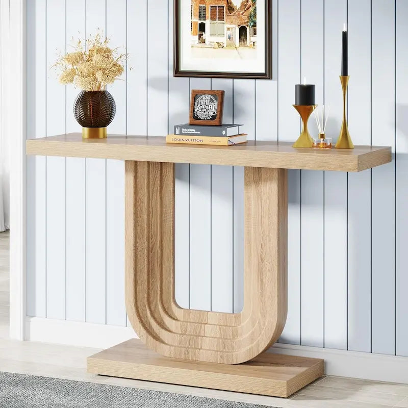 Mesa de entrada de madera de 39 con base geométrica