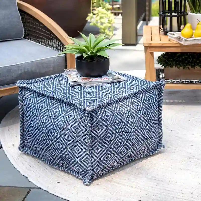 Puf otomano de interior/exterior con estampado azteca